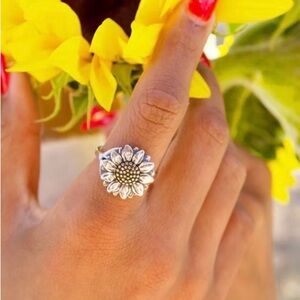 James Avery Wild Sunflower Ring